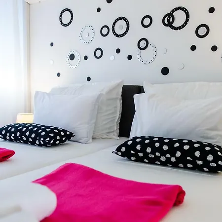 Nikola Apartment *
